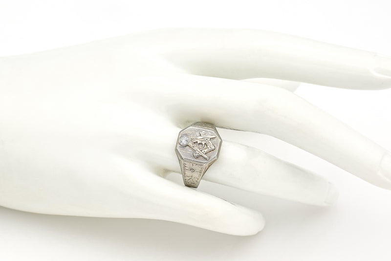 Vintage 10K White Gold Diamond Freemason Masonic Signet Ring Size 10