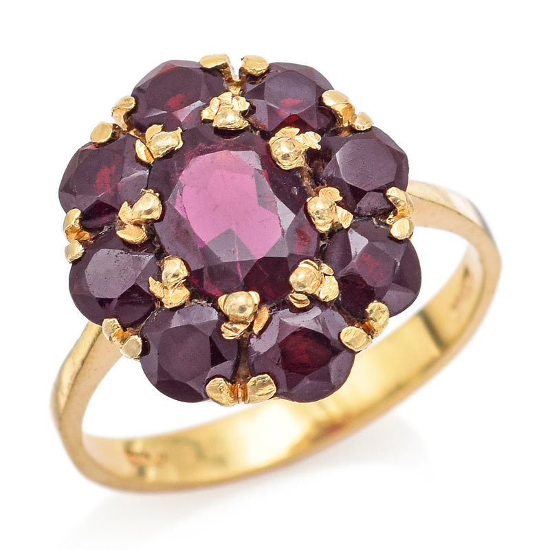 Vintage 18K Yellow Gold Garnet Oval Cocktail Ring 4.9 Grams Size 7.5