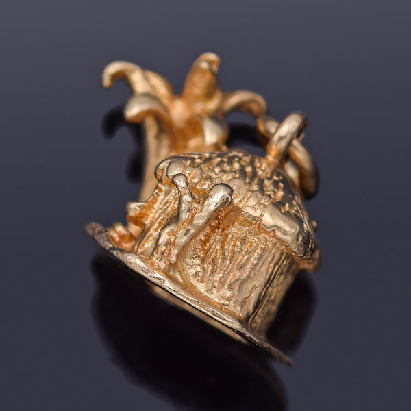 Vintage 14K Yellow Gold Tiki Tropical Hut Charm 3.7 Grams