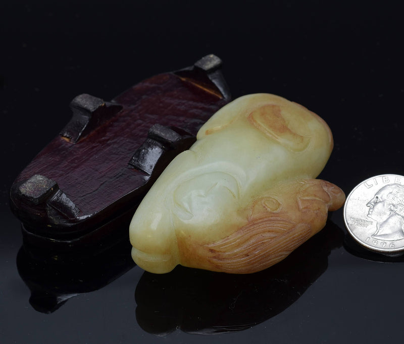 Antique White Red Mutton Fat Jade Carved Lion Beast Figurine with Stand