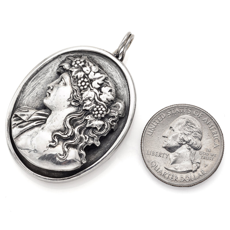 Vintage Henryk Winograd HW 999 Fine Silver Repoussé Woman Grape Vine Pendant