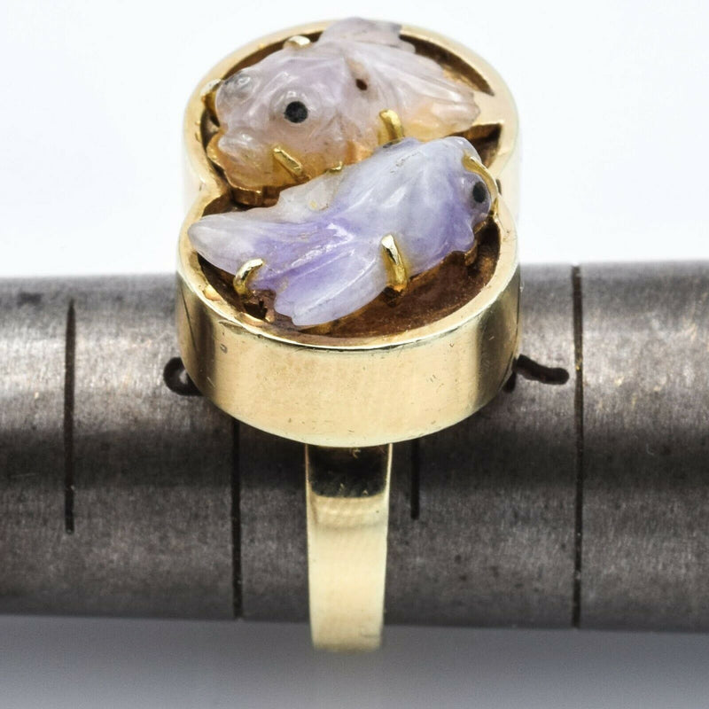 Vintage 14K Yellow Gold Lavender Jade Koi Fish Ring