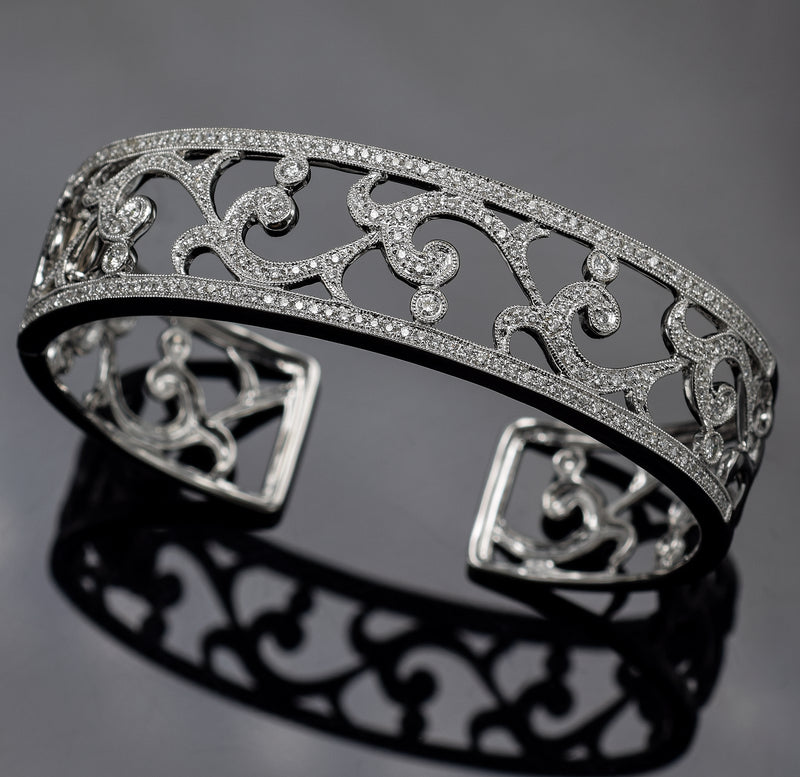 Leslie Greene 18K White Gold 1.20 TCW Diamond Hinged Cuff Bracelet