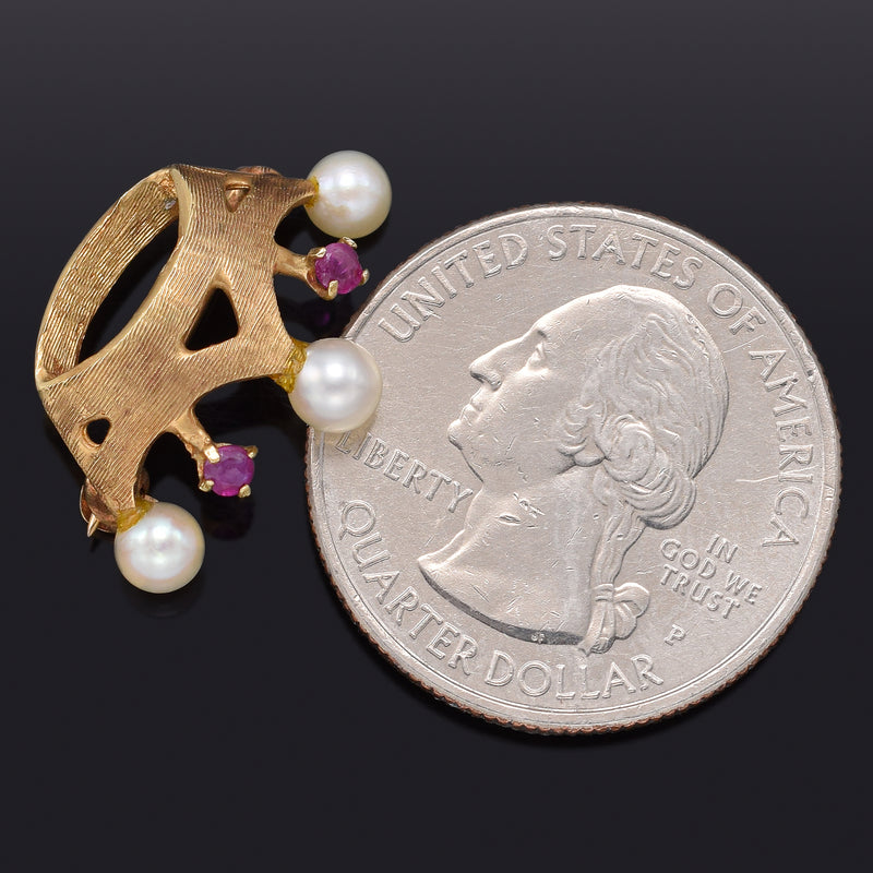 Vintage Leon 14K Yellow Gold Ruby & Sea Pearl Crown Brooch Pin 22.7 x 15.5 mm