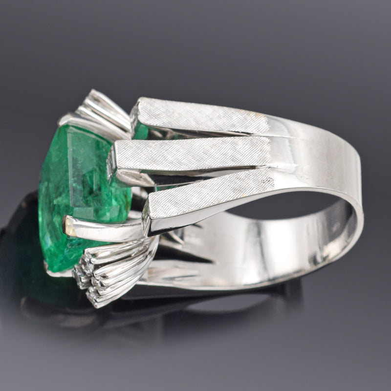 Vintage 14K White Gold 8.38 Ct Emerald & 0.64 TCW Diamond Cocktail Ring 12.7G
