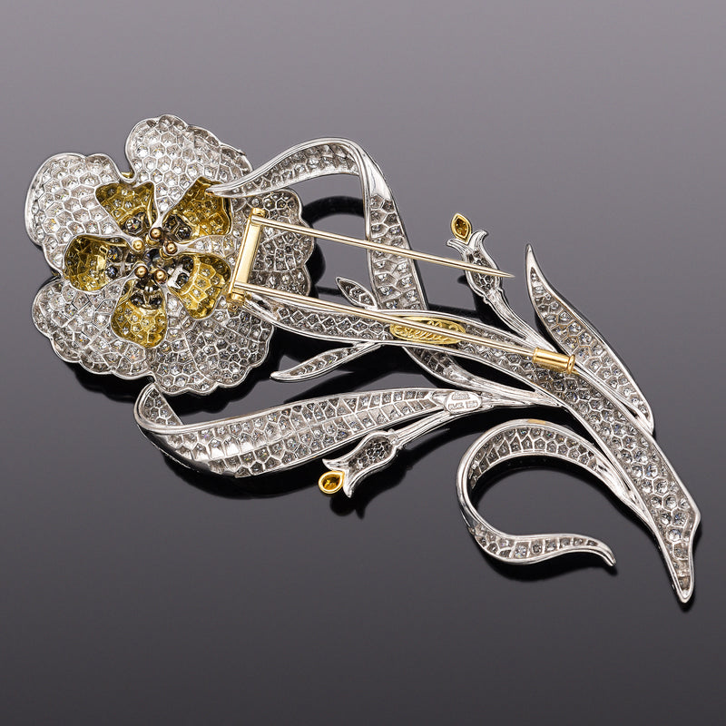 $67,000 Appraised Elan Estella 3 Platinum & 18K Gold 31.99TCW Diamond Brooch Pin