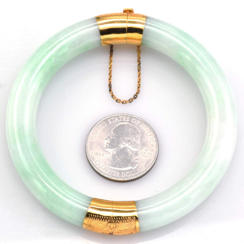 Vintage 14K Yellow Gold Green Jade Hinged Bangle Bracelet