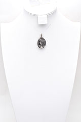 Vintage Henryk Winograd HW 999 Fine Silver Repoussé Woman Grape Vine Pendant Sm
