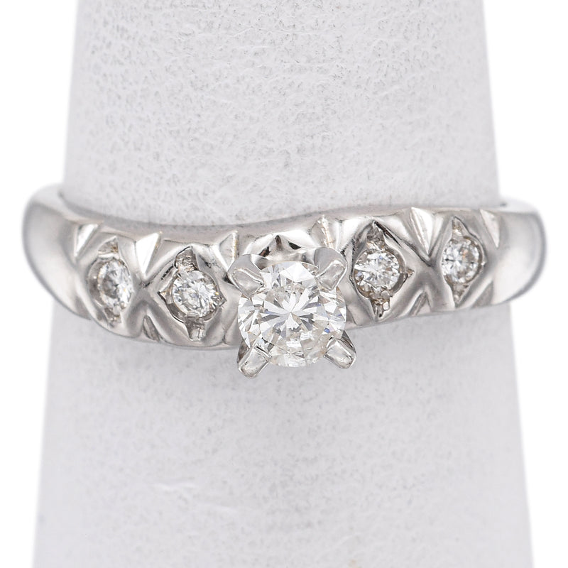 Vintage 14K White Gold 0.39 TCW Diamond Band Ring