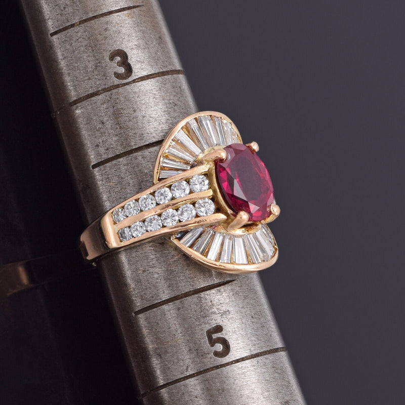 Vintage 18K Gold Lab Ruby & 1.28 TCW Diamond Cocktail Ring 6.3Gr Size 4 G/H VS