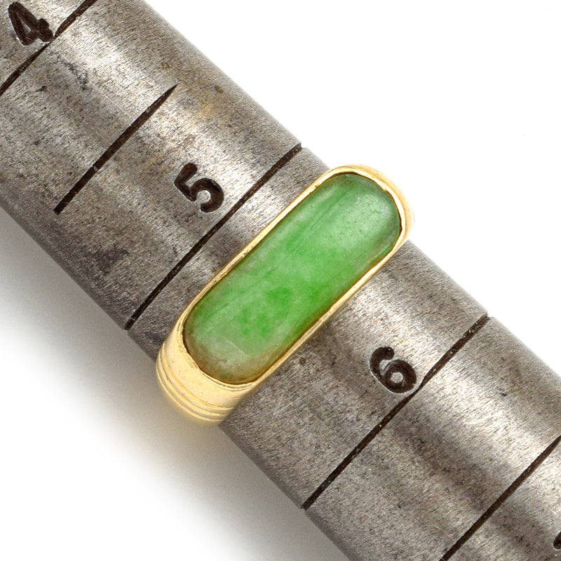 Vintage 14K Yellow Gold Green Jade Saddle Band Ring 3.3 Grams Size 5.25
