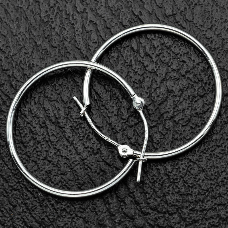 Vintage 10K White Gold 1.5 mm Hoop Earrings