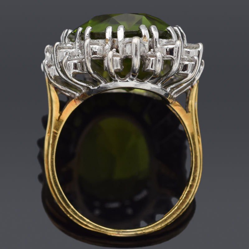 Vintage 18K Yellow Gold 17.54 Ct Peridot & 1.44 TCW Diamond Oval Cocktail Ring