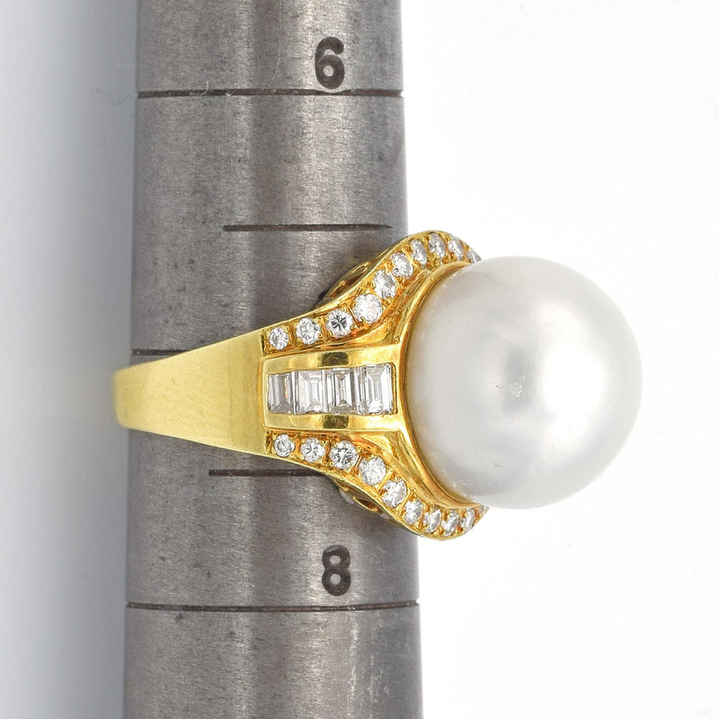 Vintage 18K Yellow Gold Sea Pearl & Diamond Cocktail Ring