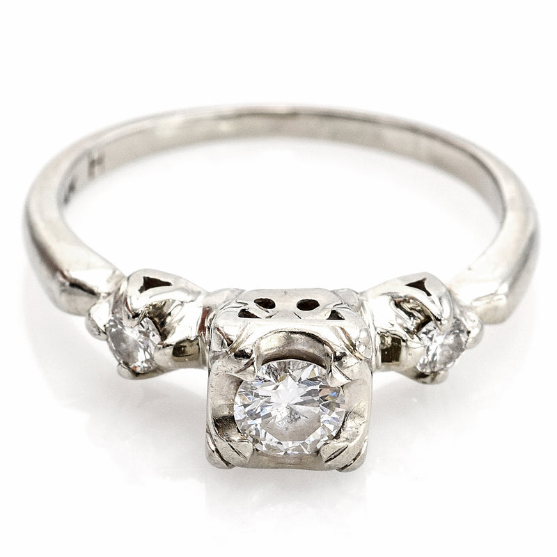 Antique 14K White Gold 0.25 Ct Diamond Band Ring