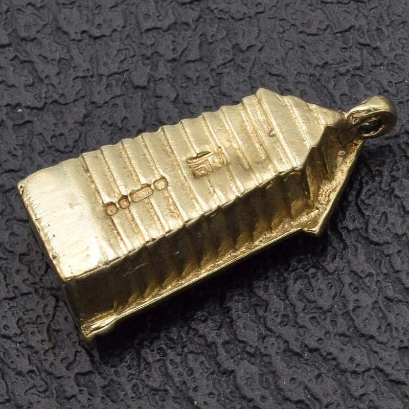 Vintage 9K Yellow Gold Buckingham Palace Guard Charm Pendant
