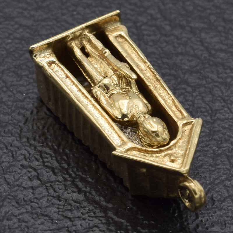 Vintage 9K Yellow Gold Buckingham Palace Guard Charm Pendant