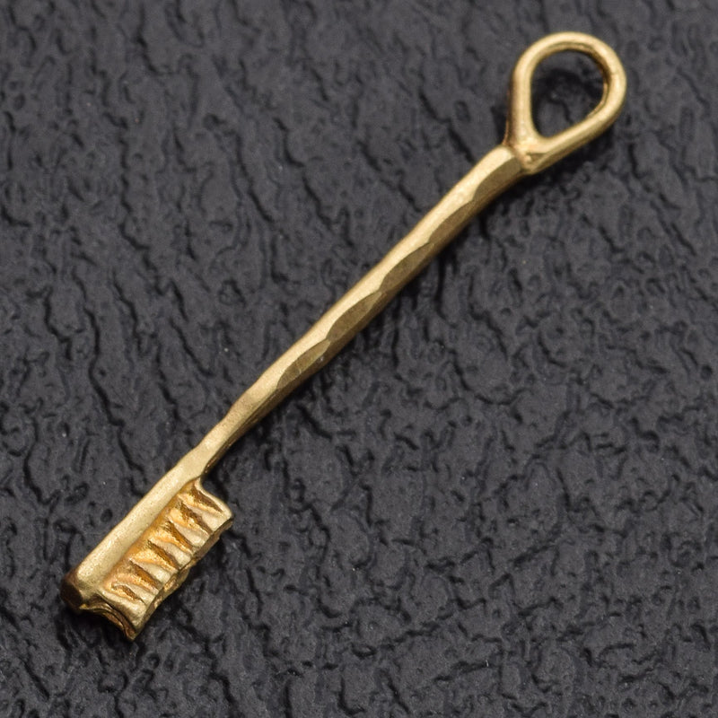 Vintage 14K Yellow Gold Toothbrush Charm Pendant