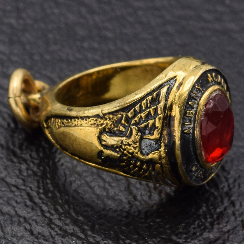 Class discount ring pendant