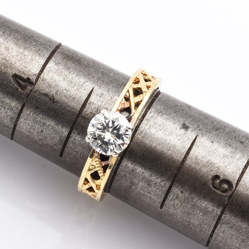Vintage 14K Yellow Gold Diamond Solitaire Filigree Band Ring