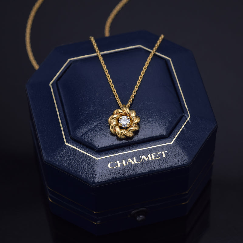 Chaumet 18K Yellow Gold Diamond Pendant Necklace E VS-1 + Box – Blue Ribbon  Rarities