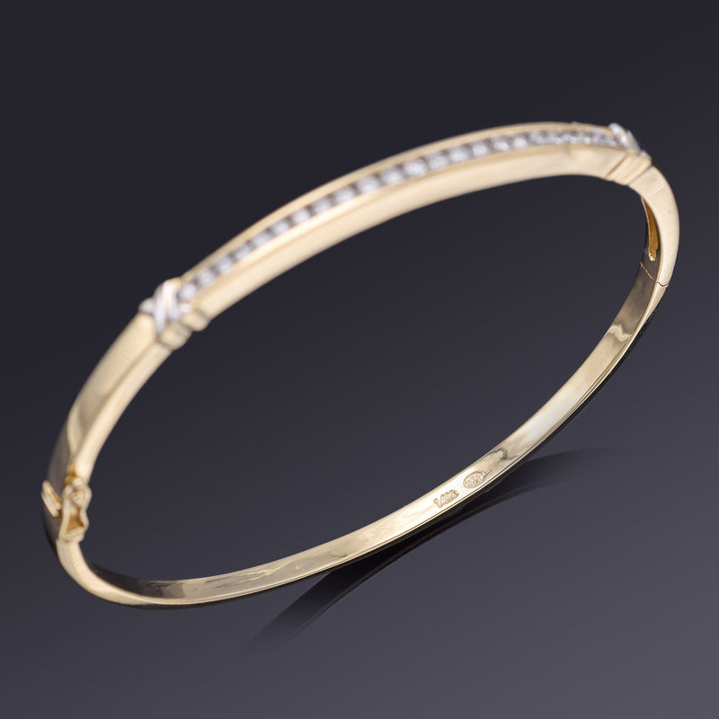 Vintage 14K Yellow Gold 0.57 TCW Diamond Hinged Bangle Bracelet 11.0 Grams