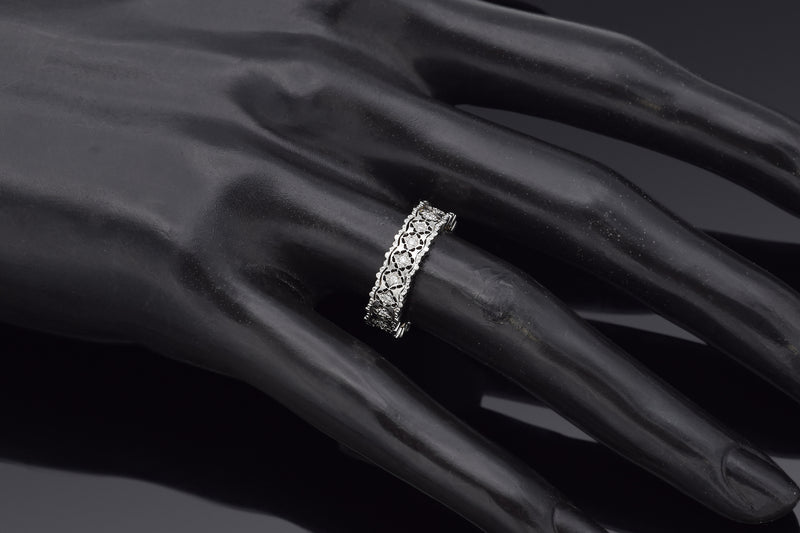 Vintage 18K White Gold 0.055 TCW Diamond Filigree Eternity Band Ring