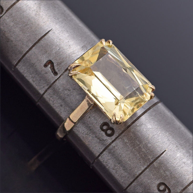 Vintage 9K Yellow Gold 6.13 Ct Citrine Cocktail Ring 3.6 Grams Size 7.5