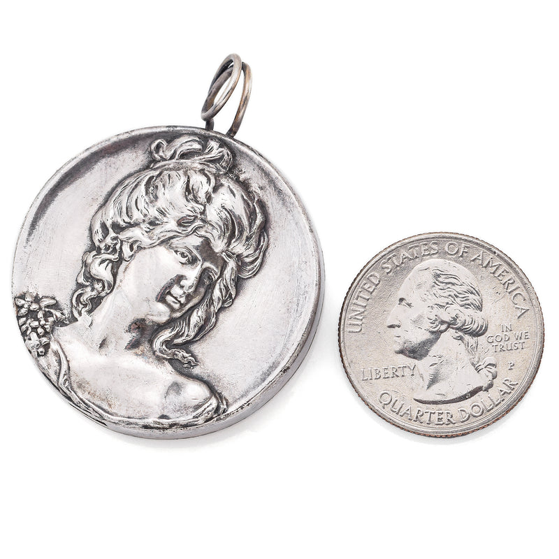 Vintage Henryk Winograd HW 999 Fine Silver Repoussé Baroque Woman Pendant