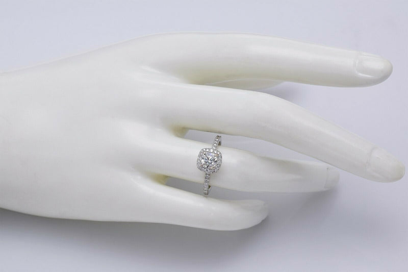 Vintage 18K White Gold 0.85 TCW Diamond Band Ring 3.2 Grams Size 6.5 H/I VS