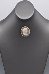 Antique 14K Yellow Gold Cameo Shell & Sea Pearl Oval Brooch Pin 13.5 Grams