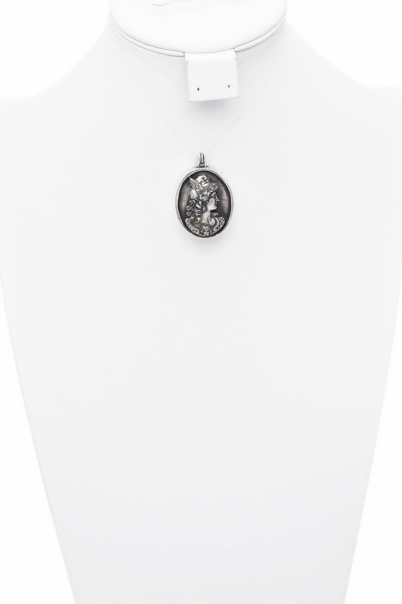 Vintage Henryk Winograd HW 999 Fine Silver Repoussé Athena Pendant
