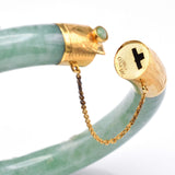 Vintage 14K Yellow Gold Carved Green Jade Hinged Bangle Bracelet