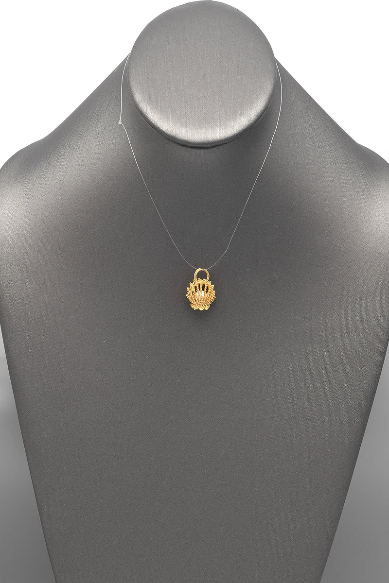 Vintage 14K Yellow Gold Sea Pearl Scallop Shell Cage Charm Pendant