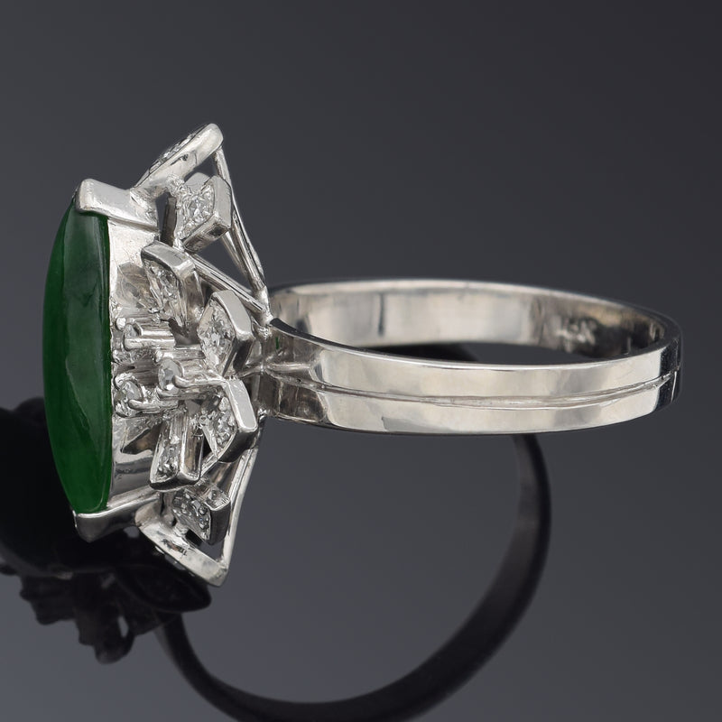 Vintage 18K White Gold Imperial Green Jade & Diamond Cocktail Ring