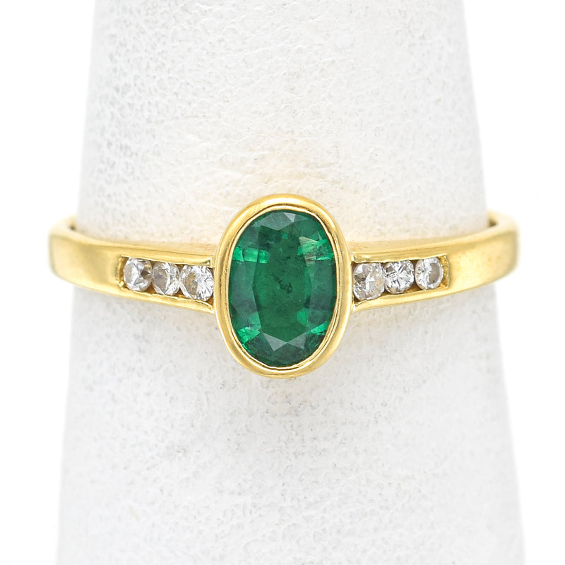 Vintage 18K Yellow Gold Green Spinel & Diamond Band Ring Size 5.25