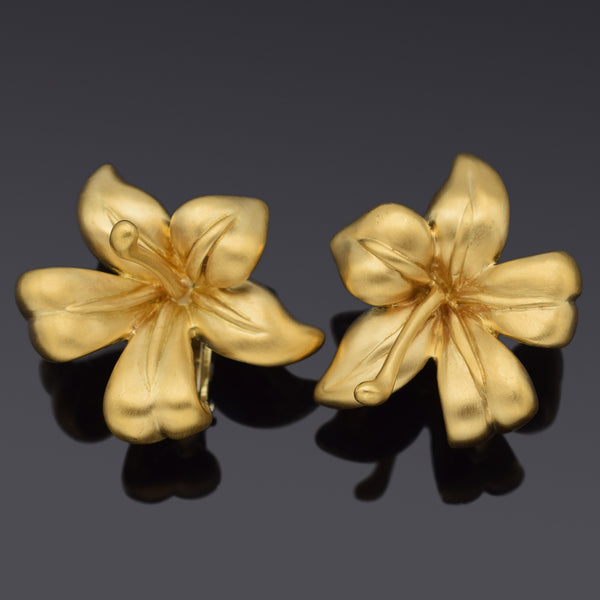 Vintage 1997 Angela Cummings 18K Yellow Gold Flower Clip On Earrings