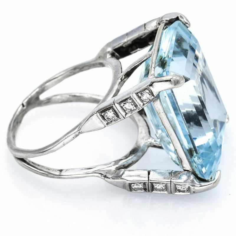 Vintage 14K White Gold 24.63 Carats Aquamarine & Diamond Ring