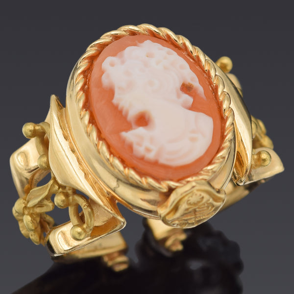 Antique Mod Dep Italy 18K Yellow Gold Cameo Shell Ring