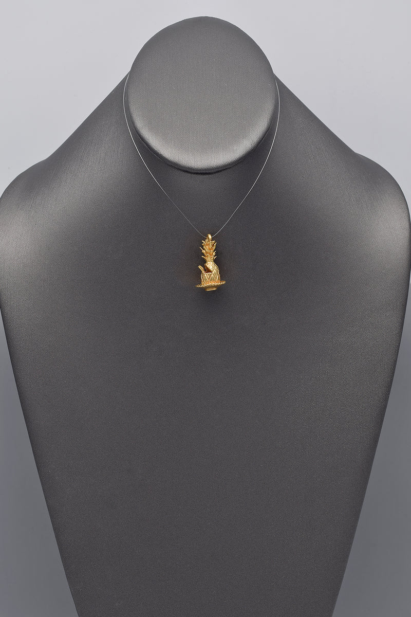 Vintage 14K Yellow Gold Pineapple with Straw Cocktail Charm Pendant