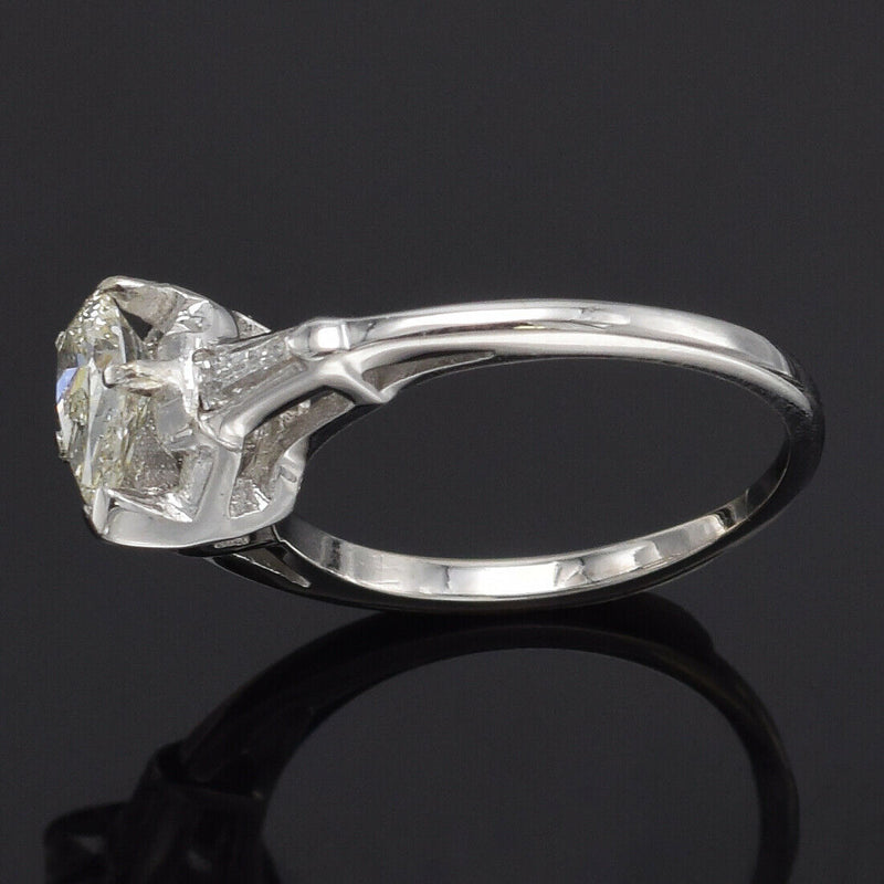 Vintage 14K White Gold 0.89 TCW Diamond Pear Three-Stone Band Ring Size 5.5